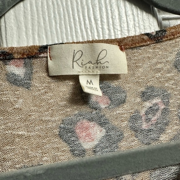 Animal Print Ruffle Shirt - Picture 3 of 5